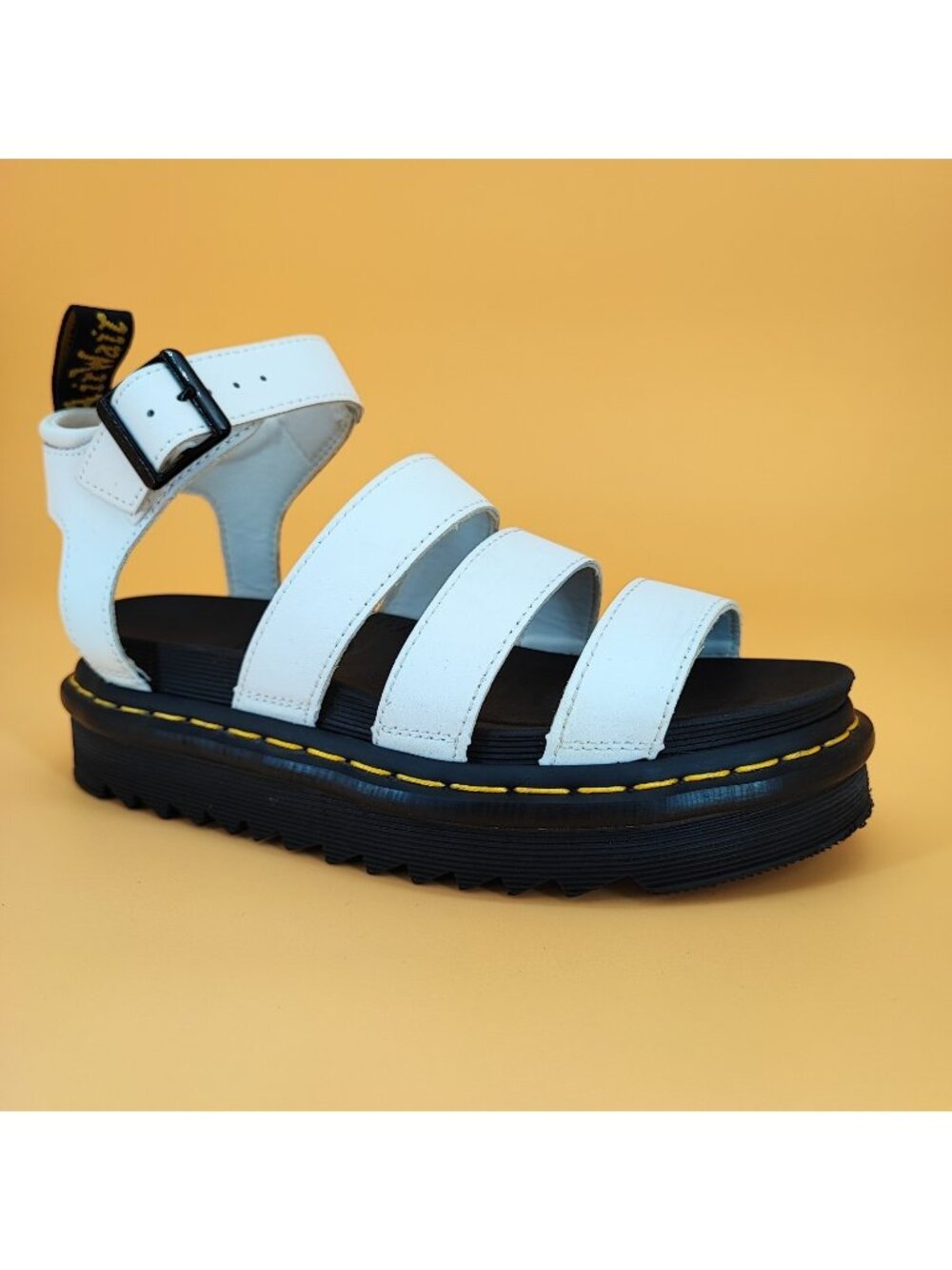 Dr. Martens Blaire Women's Size 6 US White Hydro Leather Sandals JY004